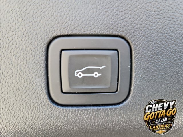 Used 2025 Chevrolet Suburban LT AWD/4WD image 32