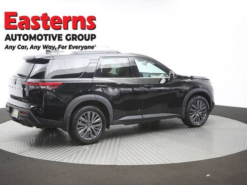 Used 2023 Nissan Pathfinder SL w/ SL Premium Package AWD/4WD image 45
