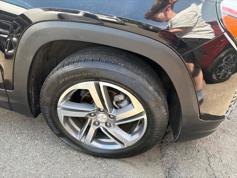 Used 2019 GMC Terrain SLT w/ LPO, Floor Liner Package FWD image 4