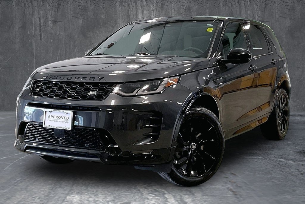 Used 2025 Land Rover Discovery Sport Dynamic SE AWD/4WD image 1