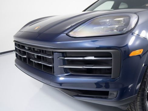 New 2026 Porsche Cayenne image 34
