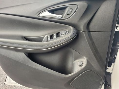 New 2025 Buick Encore GX Sport Touring w/ Advanced Technology Package image 19