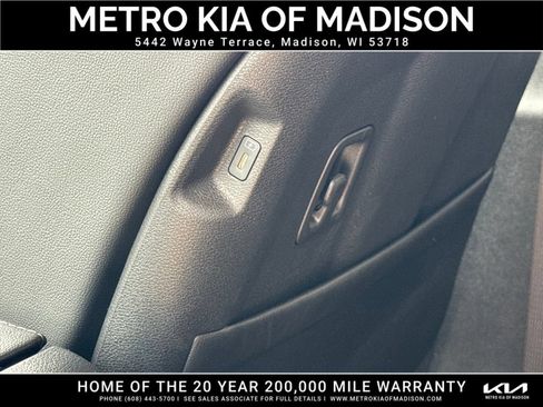 Used 2026 Kia Sportage EX FWD image 34