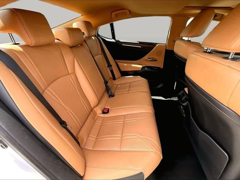 Used 2023 Lexus ES 300h Ultra Luxury w/ Accessory Package (Z1) FWD image 20