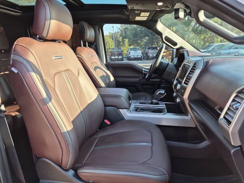 Used 2015 Ford F150 Platinum w/ Equipment Group 701A Luxury AWD/4WD image 39