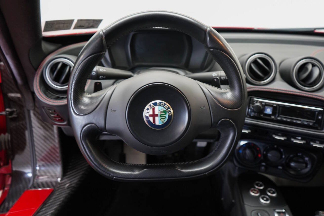 Used 2016 Alfa Romeo 4C Coupe w/ Convenience Group - Coupe RWD image 42