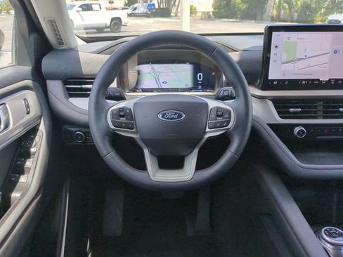 Certified 2026 Ford Explorer Active w/ Active Comfort Package RWD image 18