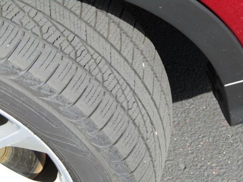 Certified 2018 Ford Escape SE w/ SE Sync 3 Package AWD/4WD image 27