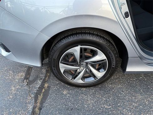 Used 2019 Honda Civic LX image 18