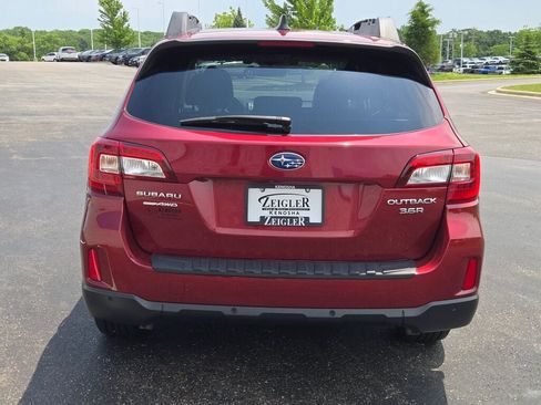 Used 2017 Subaru Outback 3.6R Limited AWD/4WD image 13