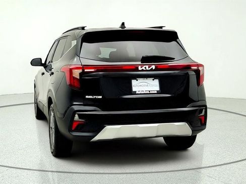 Used 2024 Kia Seltos S FWD image 6