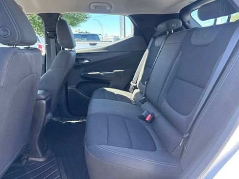 Used 2023 Chevrolet Bolt EUV LT FWD image 11