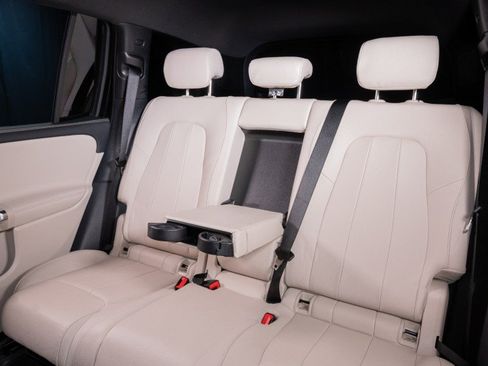New 2026 Mercedes-Benz GLB 250 4MATIC image 26