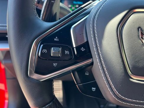 Used 2025 Chevrolet Corvette Z06 RWD image 22