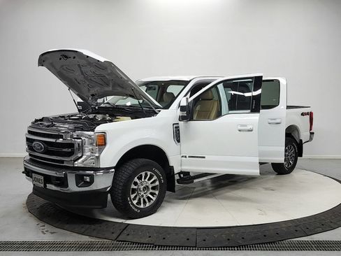 Used 2022 Ford F350 Lariat w/ Lariat Value Package AWD/4WD image 11