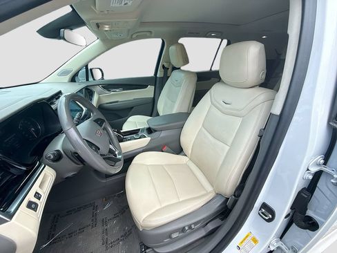 Used 2022 Cadillac XT6 Premium Luxury FWD image 23
