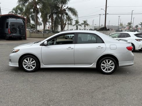 Used 2010 Toyota Corolla S image 7