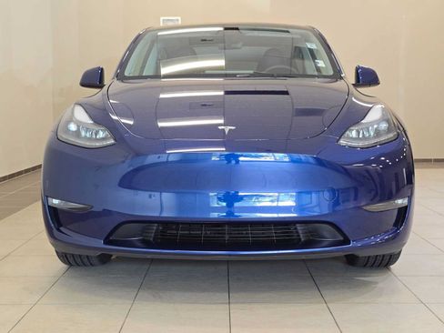 Used 2023 Tesla Model Y Long Range AWD/4WD image 6