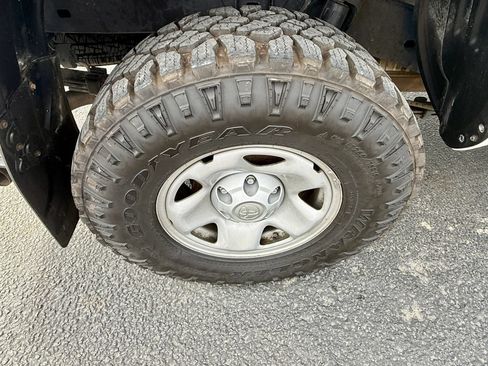 Used 2019 Toyota Tacoma SR RWD image 20