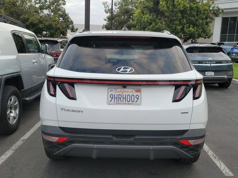 Certified 2023 Hyundai Tucson Limited AWD/4WD image 5