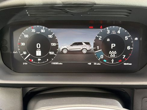 Certified 2025 Land Rover Discovery S AWD/4WD image 20