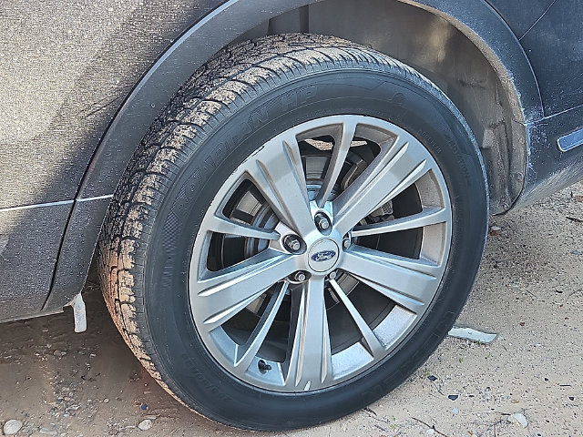 Used 2018 Ford Explorer Limited FWD image 4
