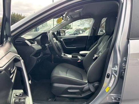 Certified 2023 Toyota RAV4 LE image 22