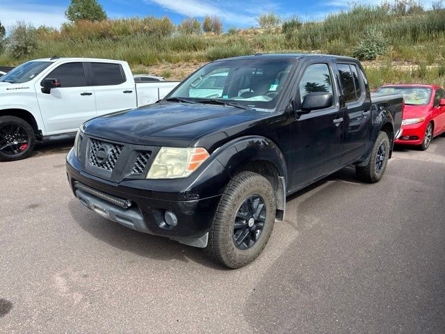 Used 2015 Nissan Frontier SV AWD/4WD image 2