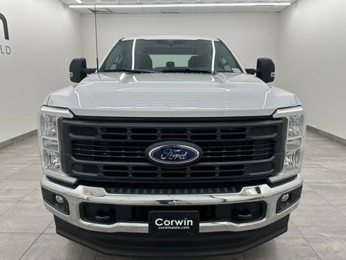 New 2026 Ford F250 XL w/ XL Chrome Package image 7