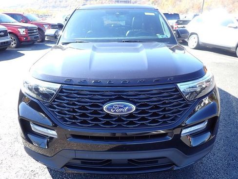 Certified 2022 Ford Explorer ST-Line w/ Class IV Trailer Tow Package image 12