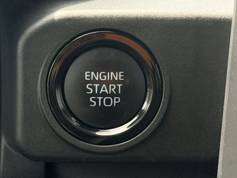 Used 2024 Toyota Tacoma SR5 AWD/4WD image 21
