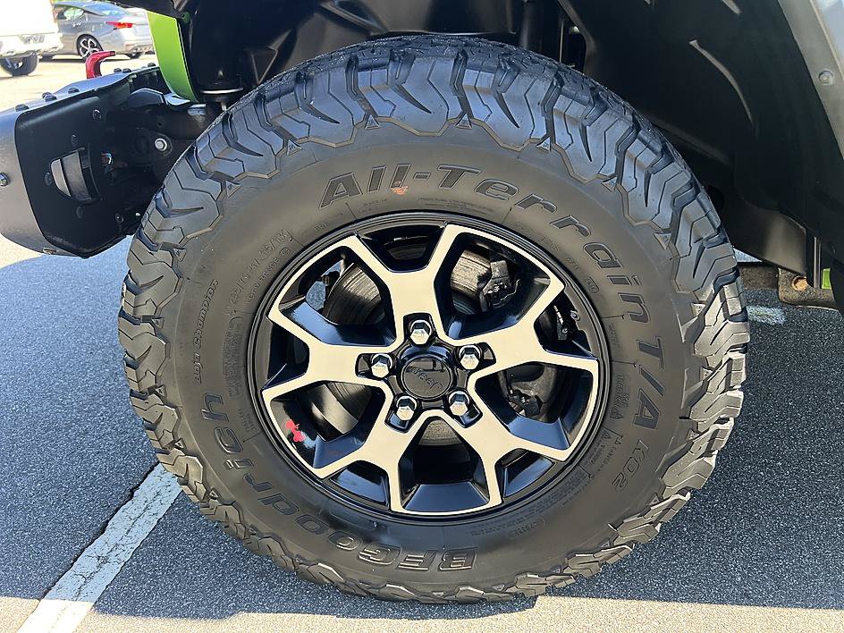 Used 2019 Jeep Wrangler Rubicon w/ Steel Bumper Group AWD/4WD image 9
