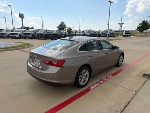 Used 2024 Chevrolet Malibu LT FWD image 13