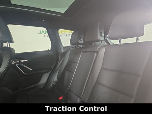 Used 2023 BMW X1 xDrive28i w/ Premium Package image 12