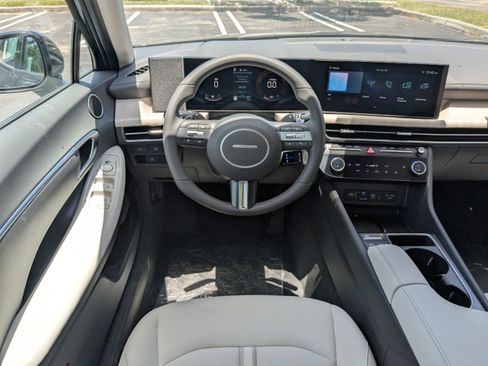 New 2025 Hyundai Sonata SEL image 14