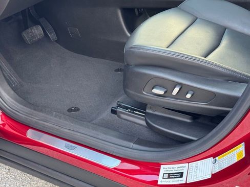 Certified 2025 Cadillac XT6 Premium Luxury image 24