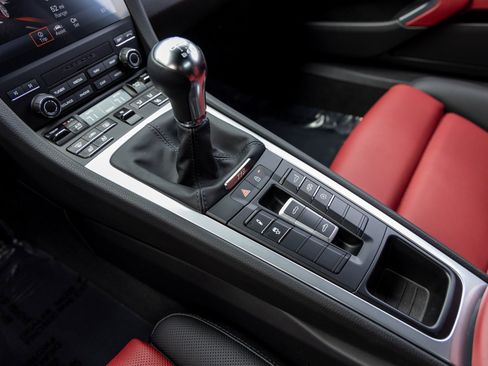 Certified 2025 Porsche 718 Boxster S image 40