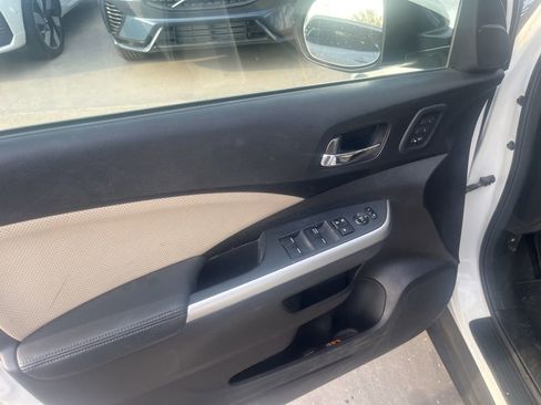 Used 2016 Honda CR-V Touring image 10