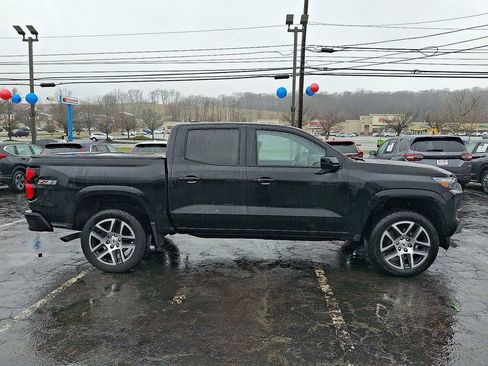 Used 2023 Chevrolet Colorado Z71 w/ Z71 Convenience Package 2 image 18