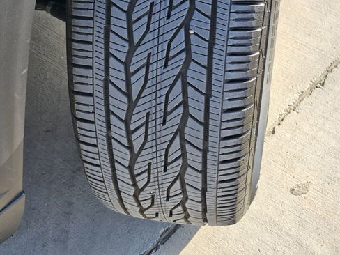 Used 2025 Buick Enclave Preferred image 15