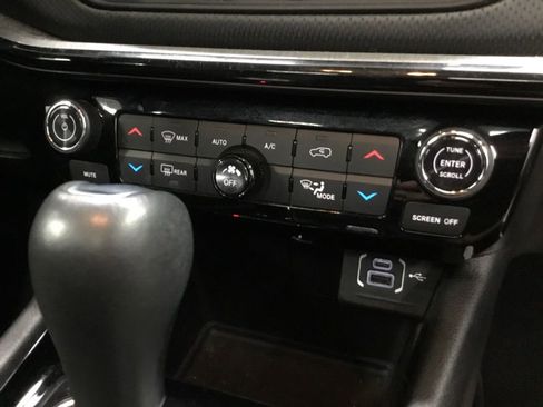 Used 2022 Jeep Compass Trailhawk w/ Trailhawk Elite Group AWD/4WD image 26