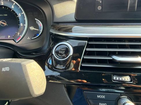 Used 2018 BMW 530i xDrive w/ Premium Package AWD/4WD image 27