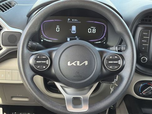 Certified 2024 Kia Soul LX FWD image 21