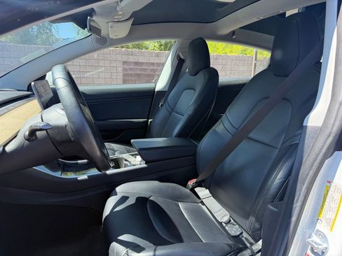 Used 2018 Tesla Model 3 Long Range RWD image 11