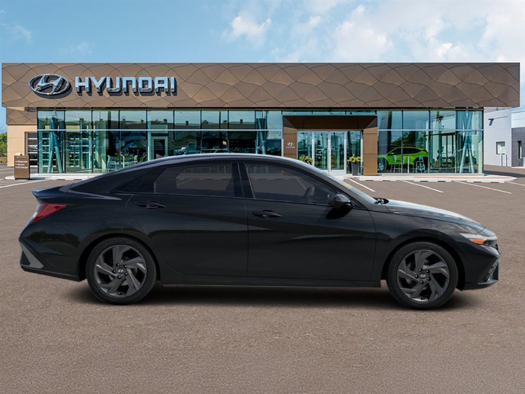 New 2026 Hyundai Elantra SEL Sport FWD image 6
