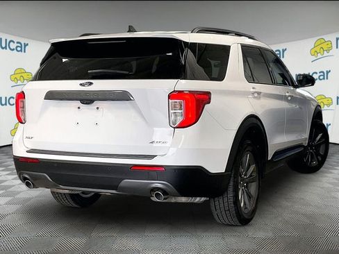 Used 2021 Ford Explorer XLT w/ Equipment Group 202A AWD/4WD image 6