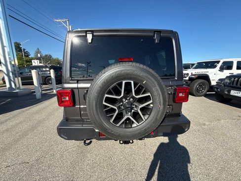 New 2027 Jeep Wrangler Unlimited Sahara AWD/4WD image 4