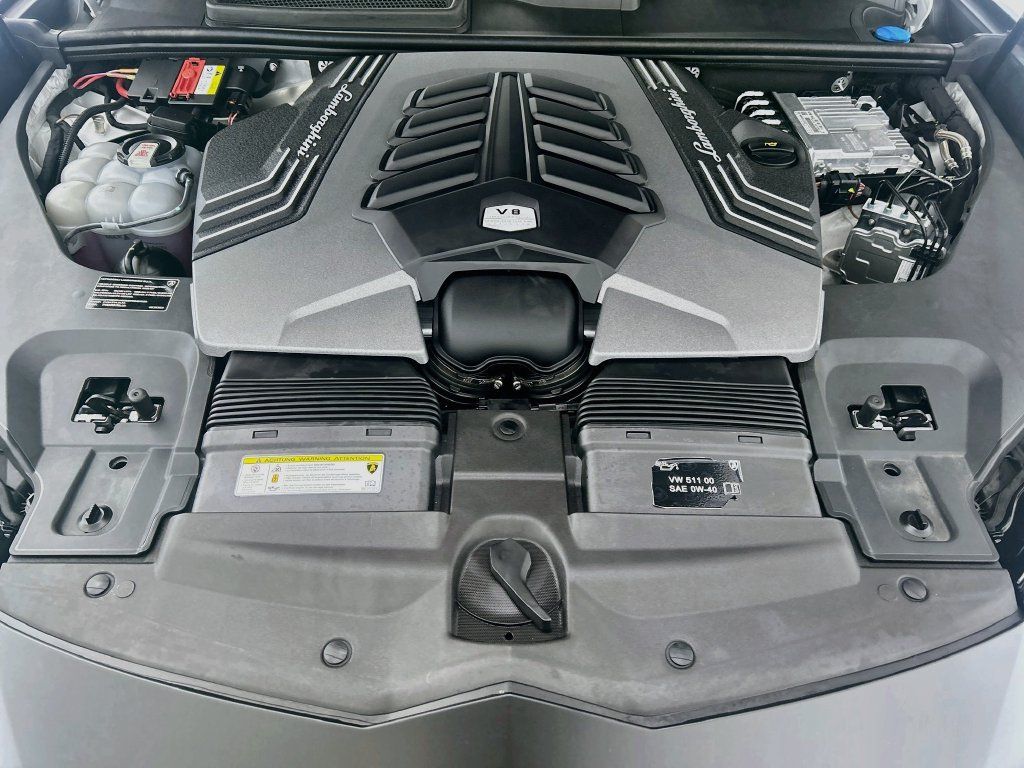 Used 2023 Lamborghini Urus S AWD/4WD image 28