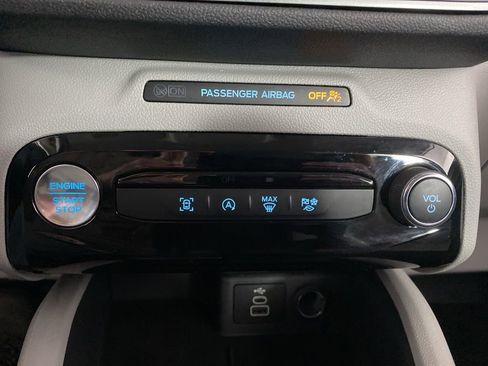 Used 2025 Ford Escape Active w/ Tech Pack #1 image 5