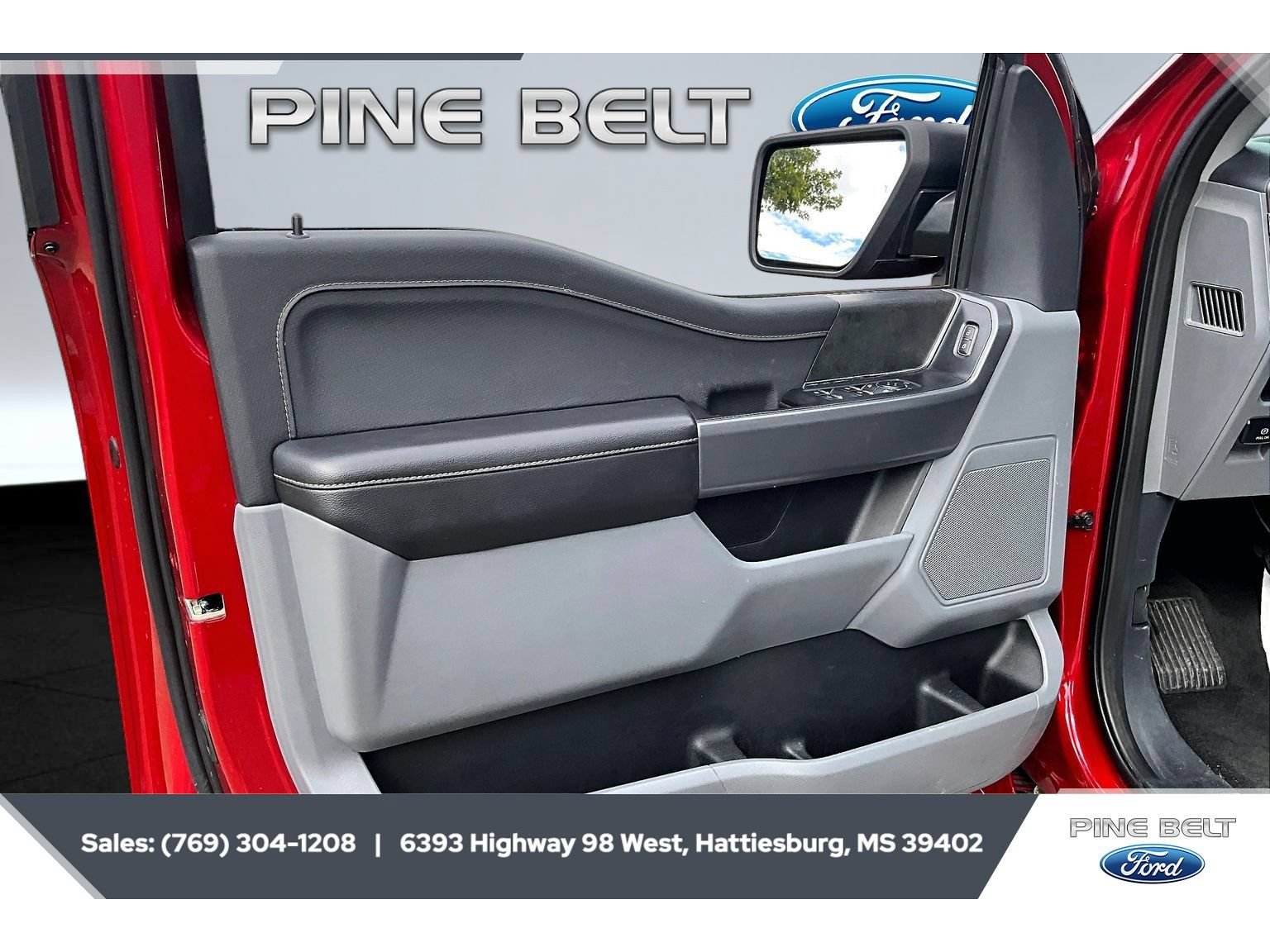 Used 2025 Ford F150 XLT w/ Equipment Group 301A Standard AWD/4WD image 18